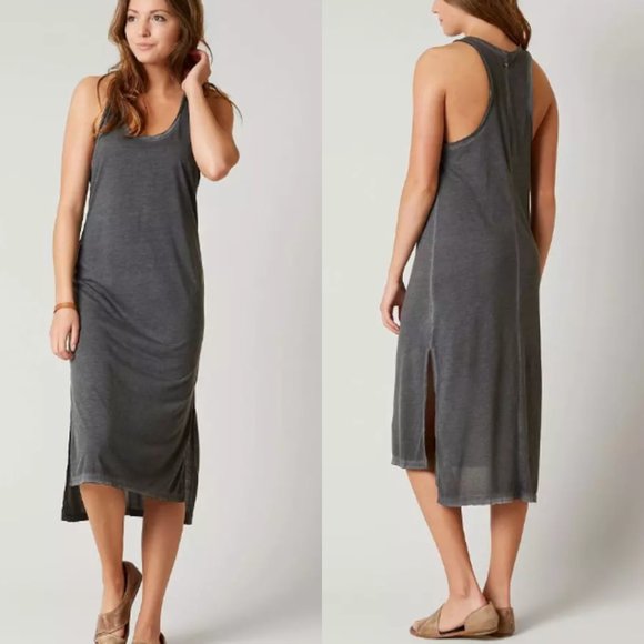 Billabong Dresses & Skirts - Billabong 'Right Way' racer back maxi dress raw hem GRAY/BLACK SZ Medium